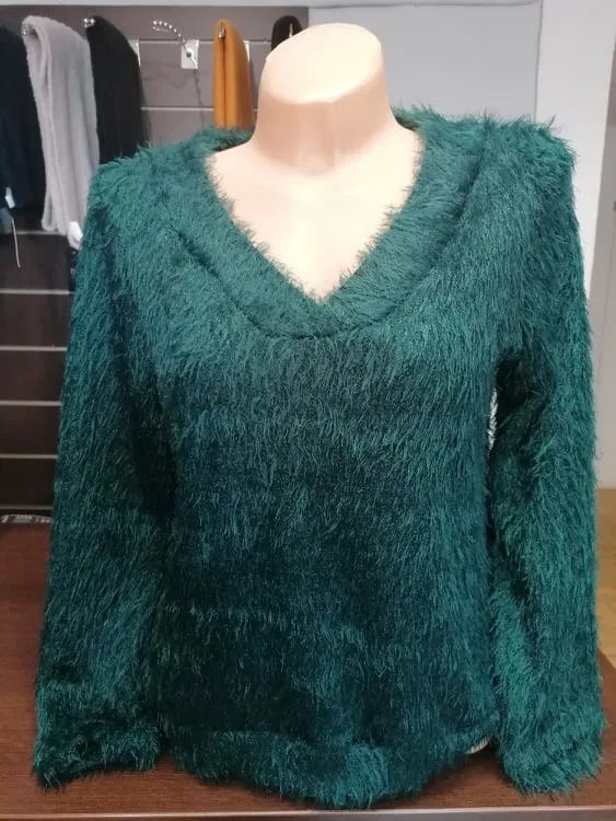 Sweter włochaty Cotton Club