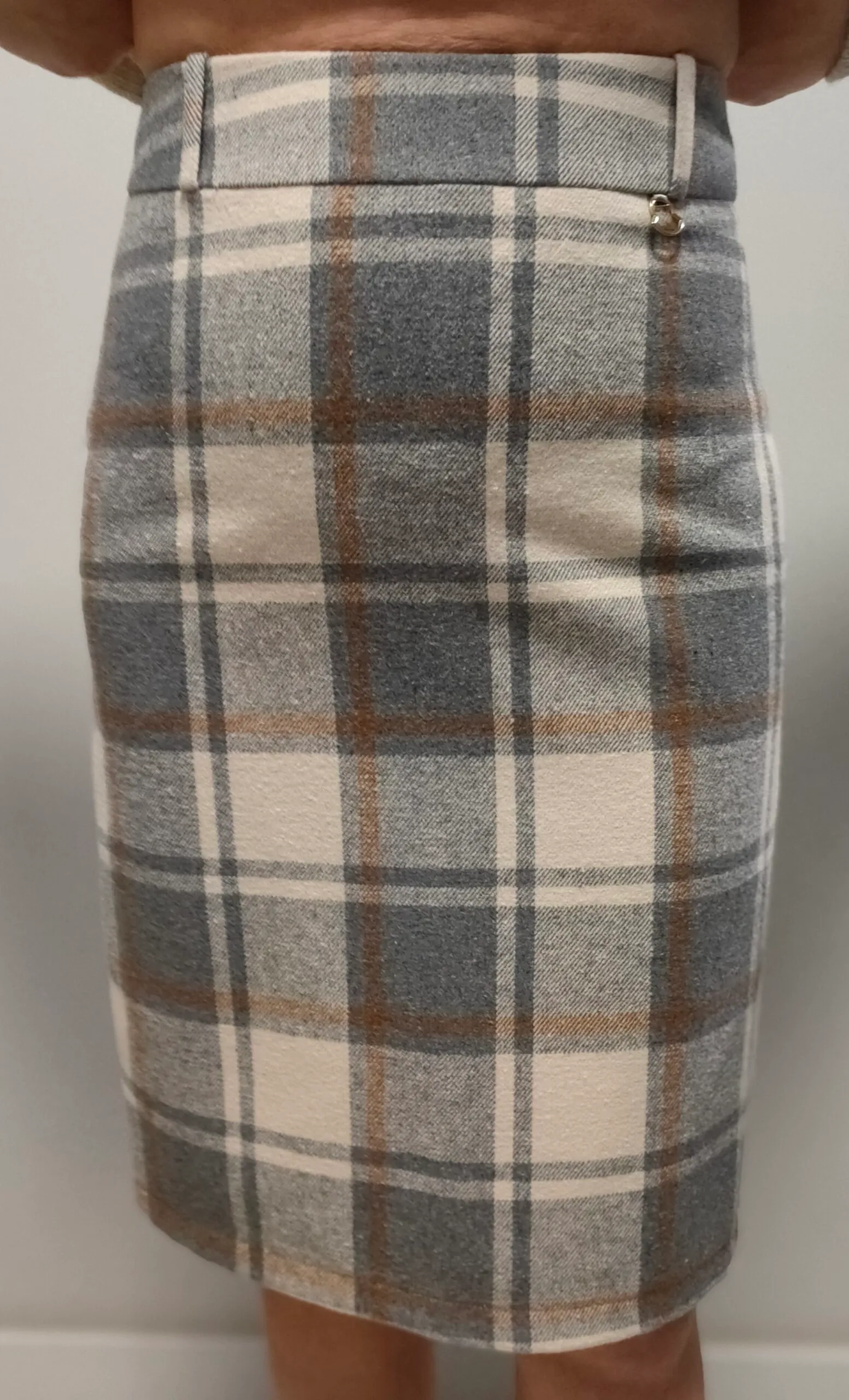 Spódnica w dużą kratę