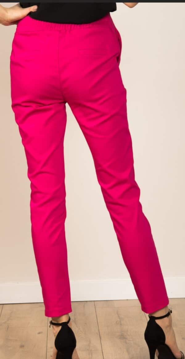 Spodnie różowe kardashianki