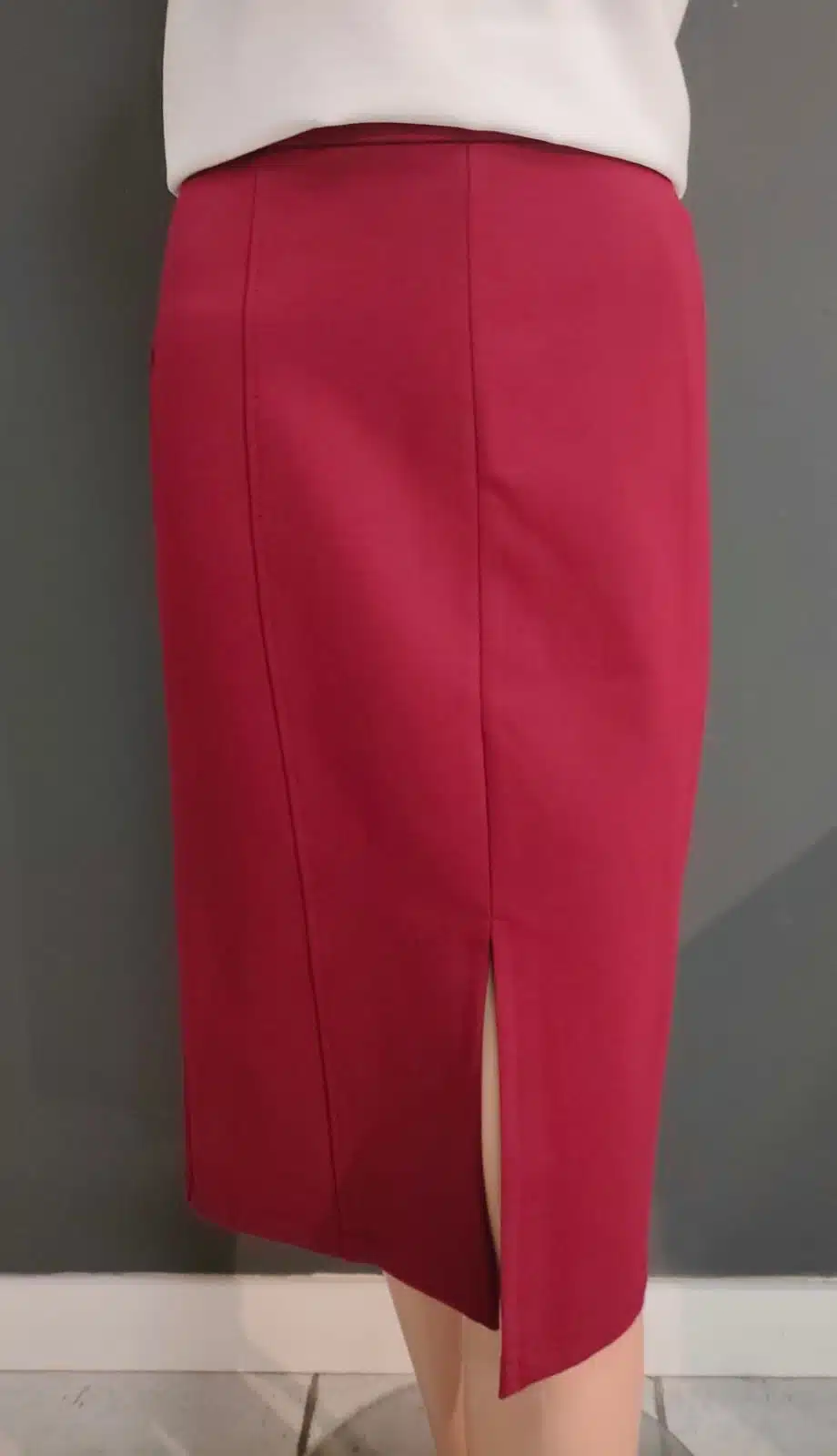 Spódnica bordowa z dzianiny