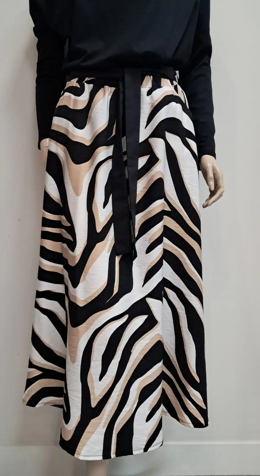 Spódnica wiskozowa De Fitto