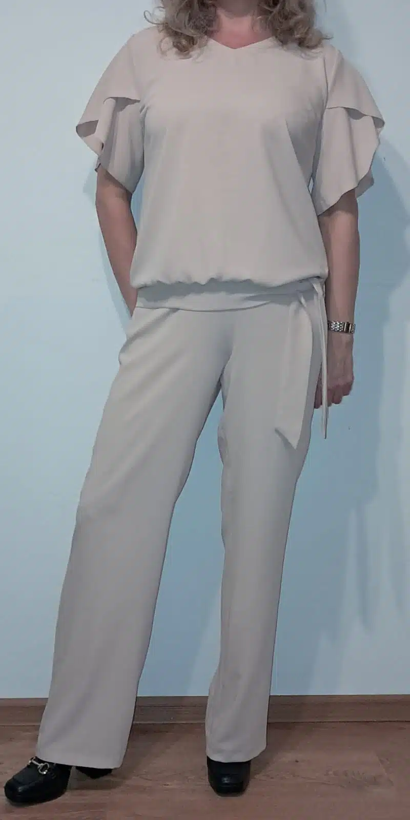 Komplet dwu częściowy beżowy marki De Fitto