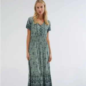 Sukienka w paisley