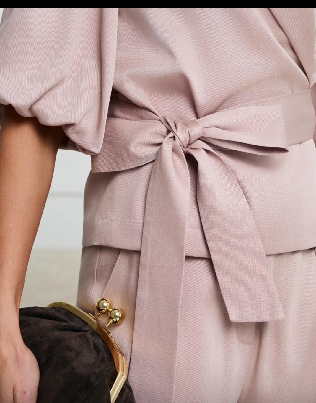 Elegancki komplet pudrowy róż