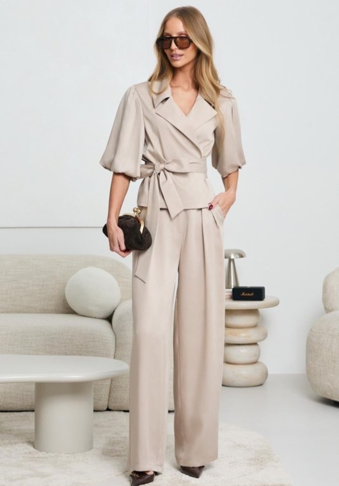 Elegancki komplet beżowy